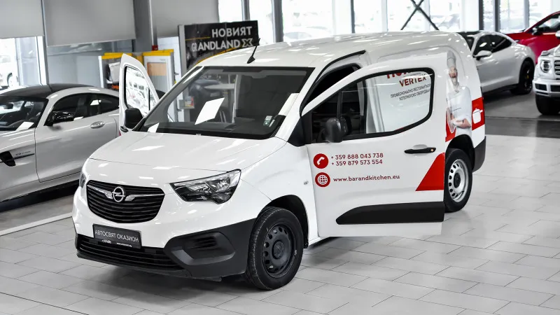 Opel Combo 1.5d Cargo Van Essentia L2H1 Increased Payload Image 1