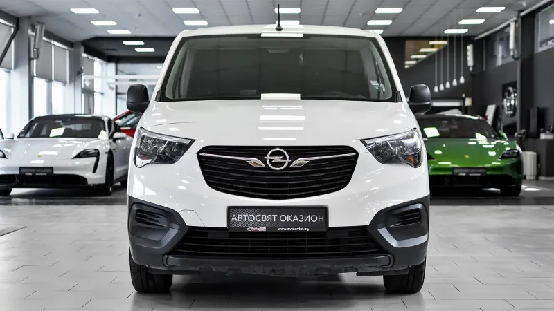 Opel Combo 1.5d Cargo Van Essentia L2H1 Increased Payload Image 2