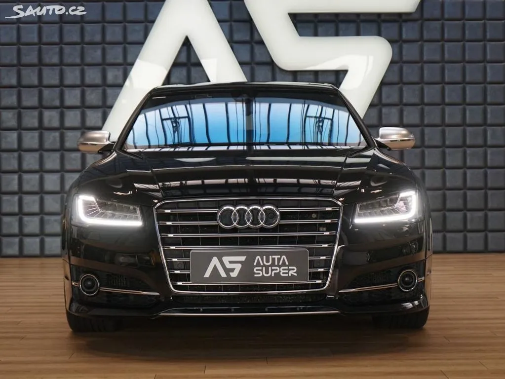 Audi S8 V8 Carbon Masáž Night-Vis Bose Image 2